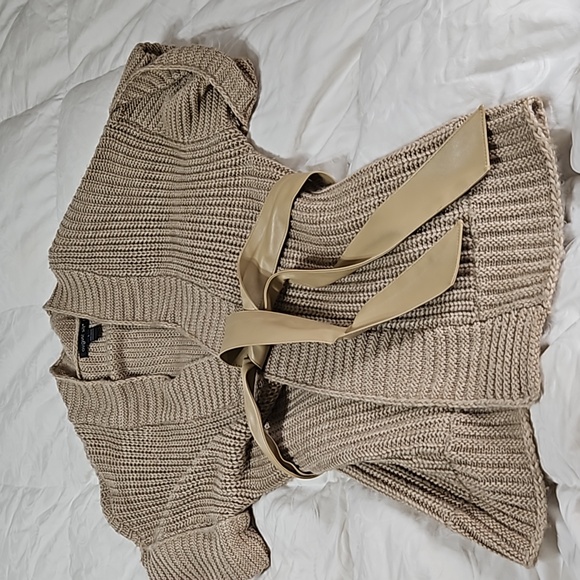 August Silk Sz L Taupe Sweater - Picture 1 of 5